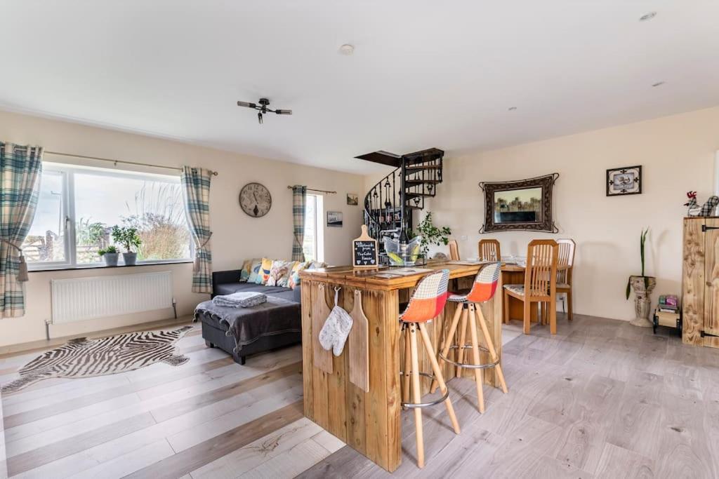 The Gate House Villa Kirkistown Bagian luar foto